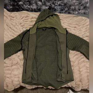 Like new zip up hoodie!